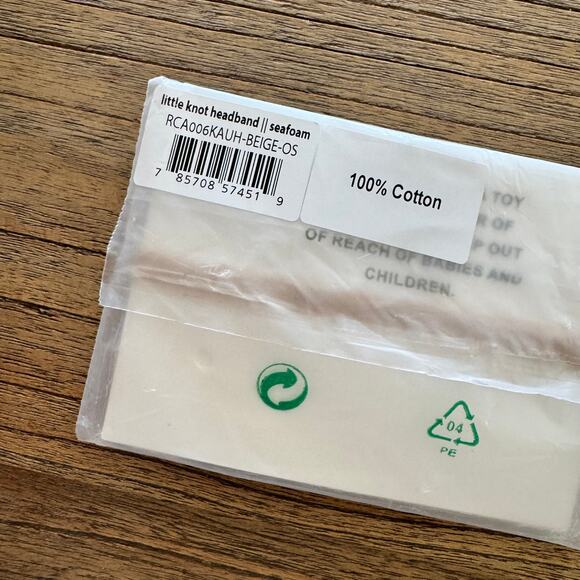 Rylee + Cru Little Knot Headband - Picture 4 of 4